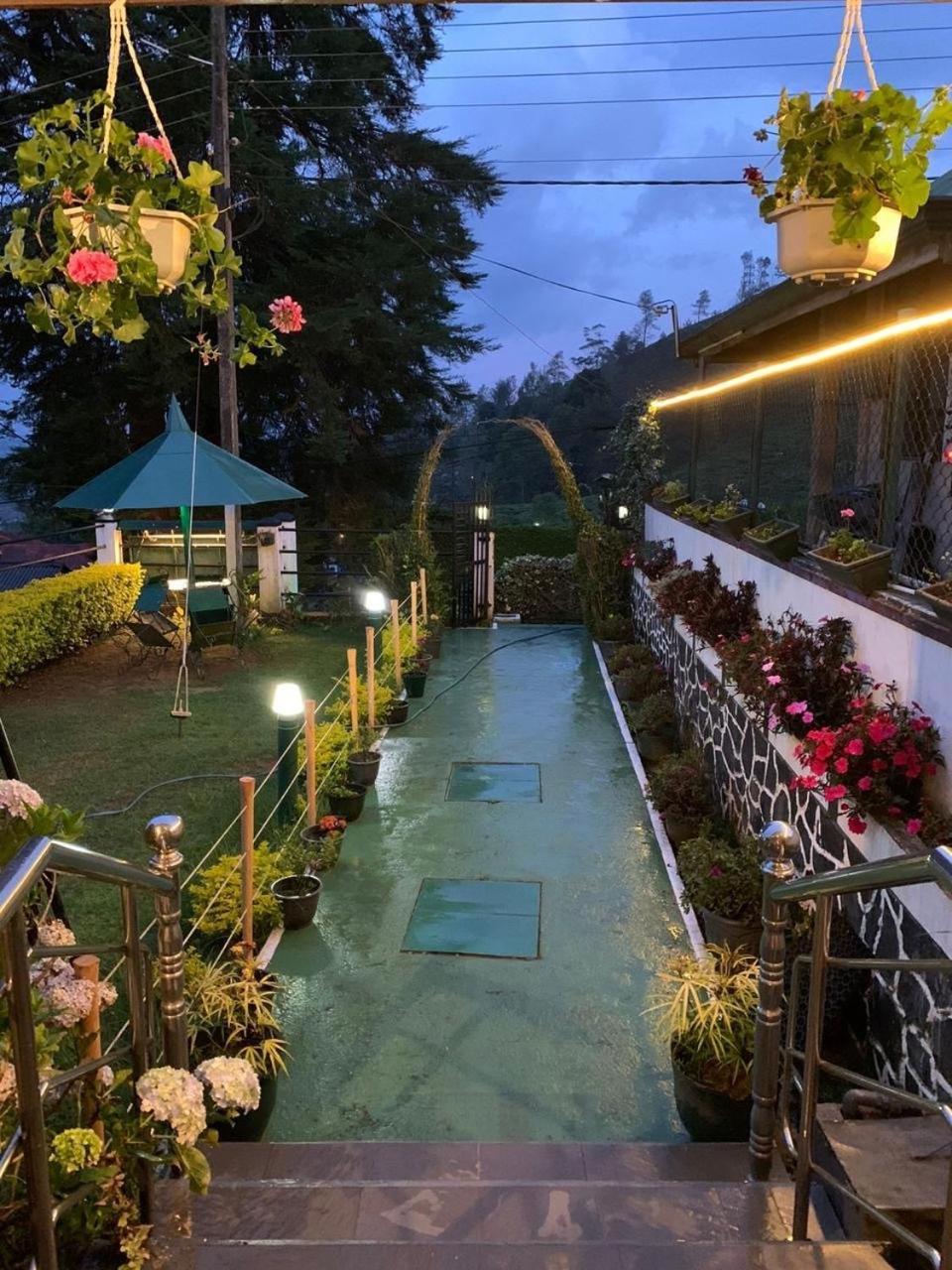 New Royal Mount Hotel Nuwara Eliya Dış mekan fotoğraf