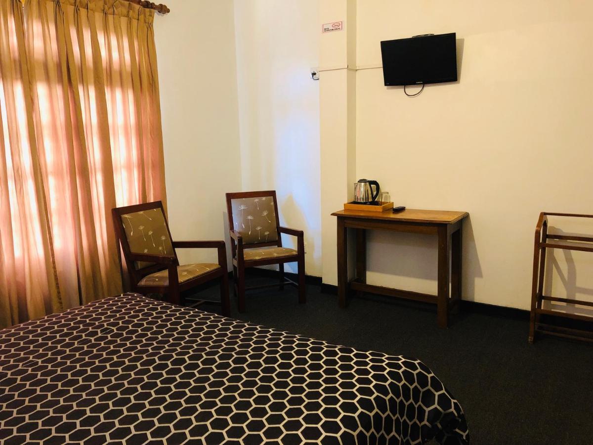 New Royal Mount Hotel Nuwara Eliya Dış mekan fotoğraf